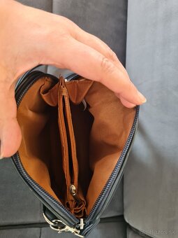 Kabelka crossbody Larabags - 3