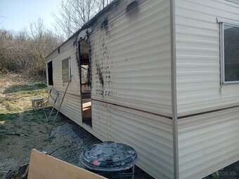 Predám mobilný dom 8x3m - 3