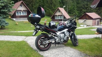 YAMAHA FZ6-S FAZER 600R - 3