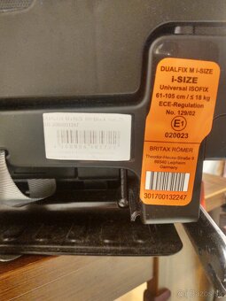 Otočná sedačka do auta Britax Römer dual fix M i-size - 3