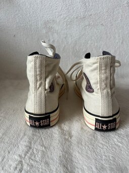 Kotnikove tenisky Converse. Kremova farba. Velkost 39.5. - 3