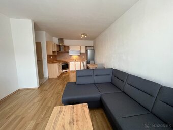 NA PRENÁJOM PRIESTRANNÝ 2 IZBOVÝ BYT, POPRAD-JUH - 3