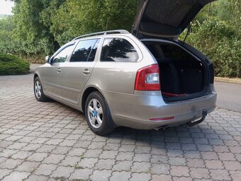 ŠKODA OCTAVIA 2 Facelift Combi 2.0TDI . M6,103KW ,Rv2010 - 3