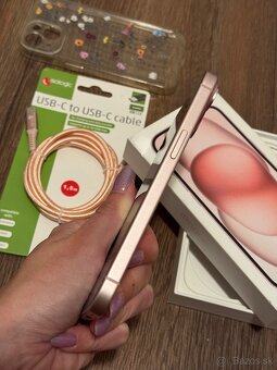 IPhone 15 128GB Pink - 3