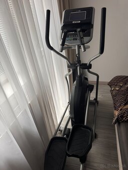Elipticky trenažér Spirit Fitness XE 195 - 3