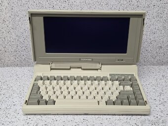 RETRO LAPTOP 》 TOSHIBA T1200 》HISTORICKÝ NOTEBOOK - 3