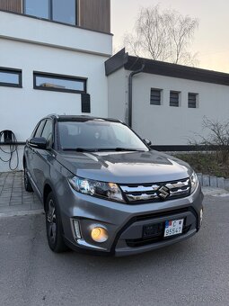 Suzuki Vitara 1.6 DDIS 88kw Navi,CarPlay,Alcantara,LED - 3