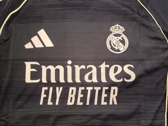 dres Real Madrid CF edícia 25/26 Authentic tmavomodrá - 3