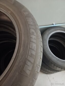 225/55r17 - 3