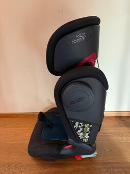 Predám prémiovú autosedačku Britax Römer Kidfix III S - 3