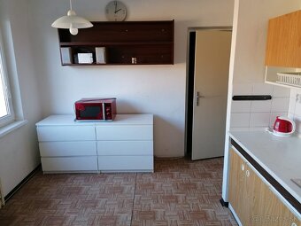 Predaj 1-izbový byt ZVOLEN Podborová - 3