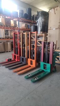 Ručný paletový vozík s el. zdvihom - 3