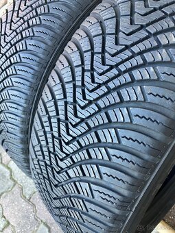 225/55 R17 2ks Laufenn Celorocne - 3