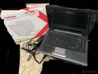 Predám notebook toshiba satelite a300d-213 z win 11 amd 2 ja - 3