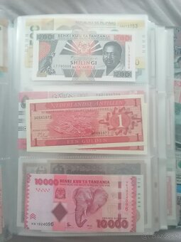 Veľká zbierka bankoviek zo sveta ako celok (hodnota 3.800€+) - 3