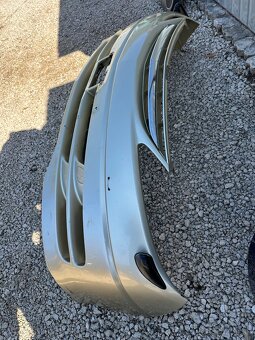 Predám nárazník Maska ostrekovače komplet Toyota previa 2000 - 3