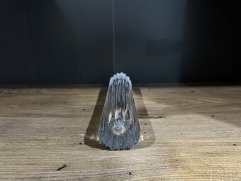 Sklenená dizajnová váza – vintage štýl, číre sklo, 20,5 cm - 3