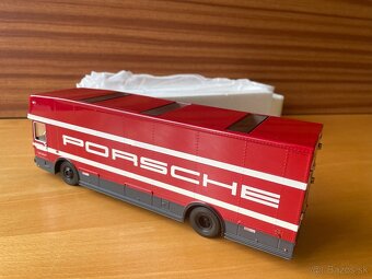 Porsche Renntransporter 1:43 - Schuco - 3