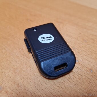 diaľkové ovládanie s frekvenciu 433 (330)MHz DIP prepínač 8p - 3