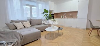 JEDINEČNÝ 2i byt, CENTRUM, BALKÓN, KLÍMA, VÝHĽAD, Špitálska  - 3