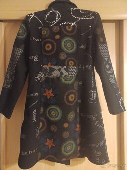 Kabát s aplikáciou - 3