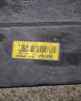 Predám ventilátor chladiča Fiesta Mk6 2002-2008 - 3