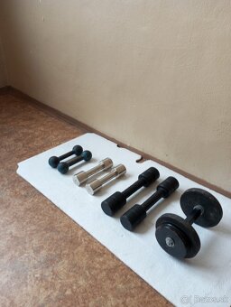 Železné Fitness jednorúčky - 2x1kg,2x2kg,2x4kg, 1x8kg - 3