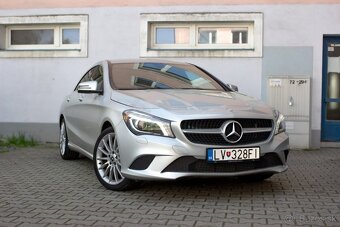 Mercedes-Benz CLA Kupé 180 AMG LINE - 3