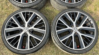 ☑️VW sada kolies 5x112 r19 225/35 - 3