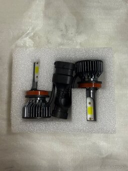 Predám nové led žiarovky predok a zadok smerovky a spiatočky - 3