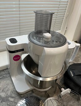 Kuchynský robot Bosch MUMS2EW00/01 700W - 3