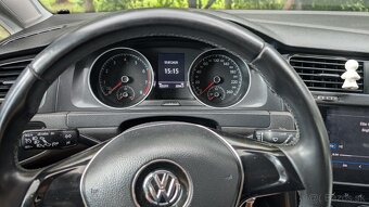 Predám Volkswagen Golf 1.0 TSI rv. 2017 105xxxkm strieborný - 3