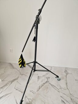 Štúdiový set: Nanlite FS-150B, softbox Godox CS-85D + žeriav - 3