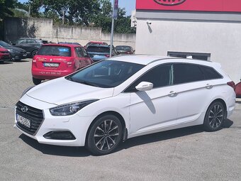 Hyundai i40 SW 1.7 CRDi 104kW/141PS 7DCT Business - 3