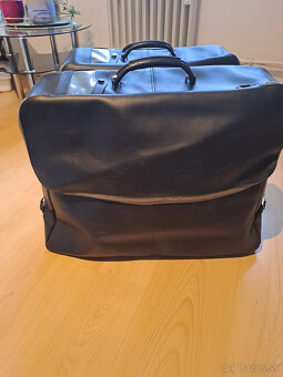 Čierny kožený kufor - 3