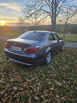 BMW e60 520I manual - 3