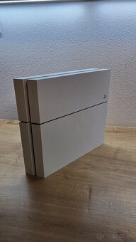 Playstation 4 white - 3