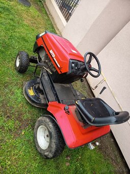 Traktorová kosacka MTD - 3