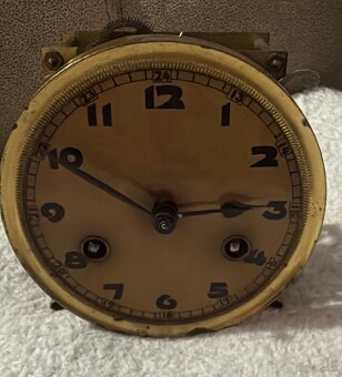 Hodinový strojcek - 3