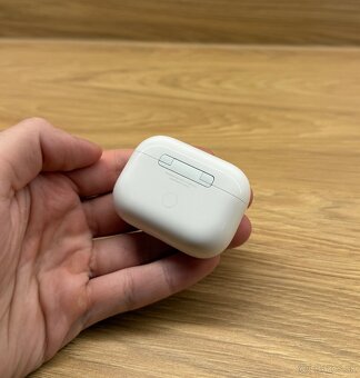 Originál Apple Airpods Pro 2 (USBC) - 3