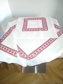 Ručne vyšívané obrusy - 3