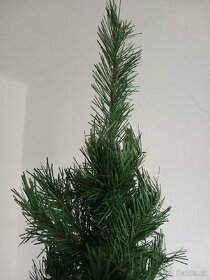 Vianočný stromček 210cm - umelý - 3