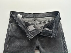 Pánske,kvalitné džínsy LEVIS LINE 8 - veľkosť 31/32 - 3