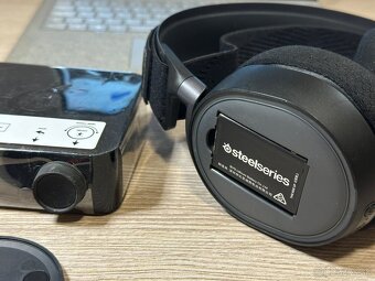 SteelSeries Arctis Pro Wireless - 3