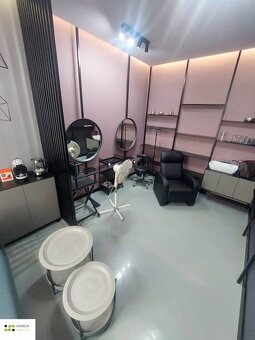 Na prenájom kompletne zariadený kozmetický salón na Poštovej - 3