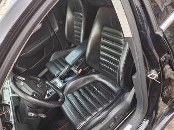 Volkswagen Passat 3.6 V6 4Motion - 3