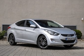 Hyundai Elantra 1.6i /aj na splátky/ - 3