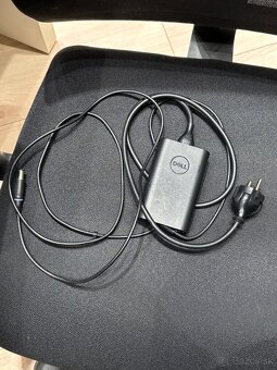 Notebook Dell Latitude 5590 15,6" i5 / 8GB/512GB/Win 11 Pro - 3