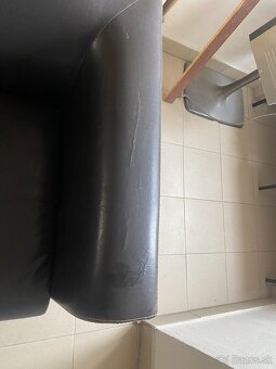 Predaj 2x gauč, jeden pre tri a druhý pre dve osoby - 3