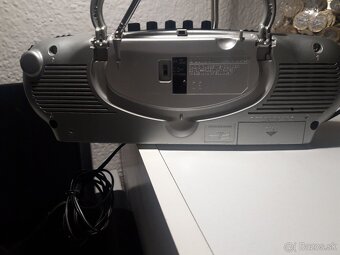radio prehravač SONY - 3